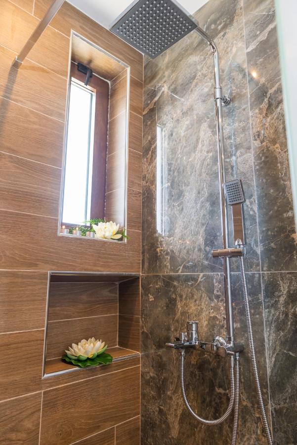 Odyssea View & Hot Jacuzzi Front Leilighet *