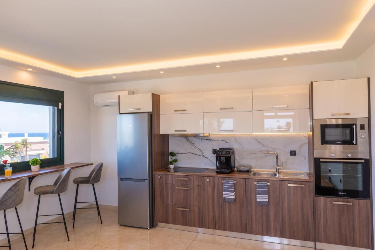 Odyssea View & Hot Jacuzzi Front Appartement