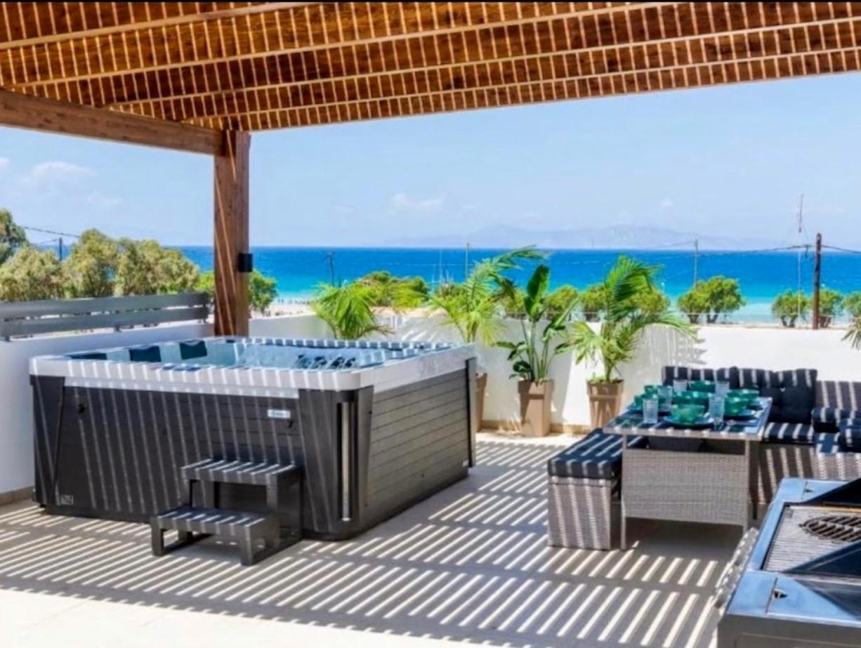 Appartement Odyssea View & Hot Jacuzzi Front *